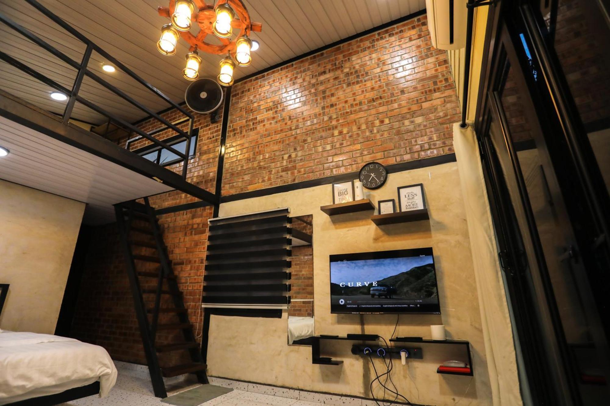 Casa Damai Janda Baik - Riverview Tiny House Bentong Ngoại thất bức ảnh