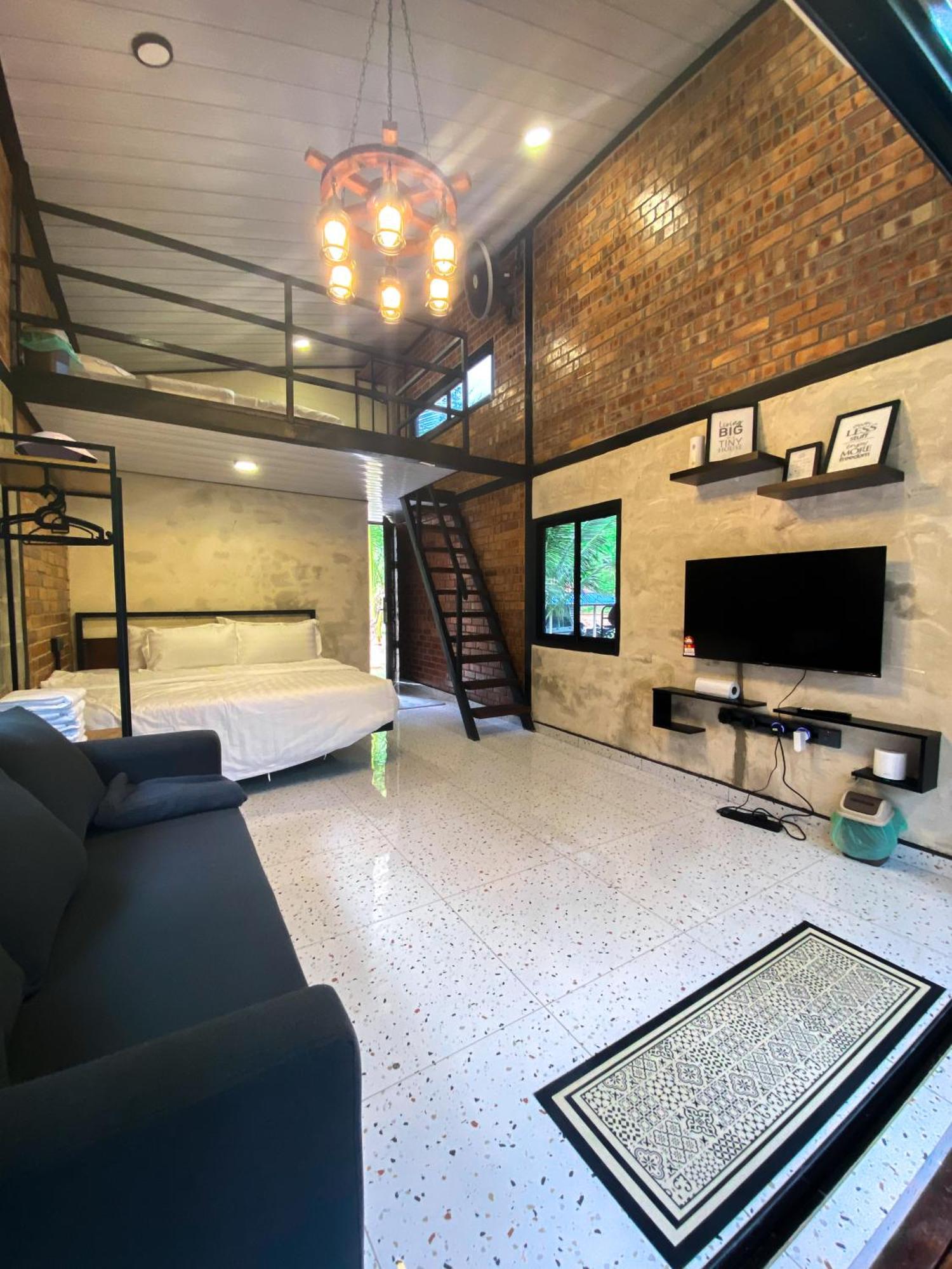 Casa Damai Janda Baik - Riverview Tiny House Bentong Ngoại thất bức ảnh