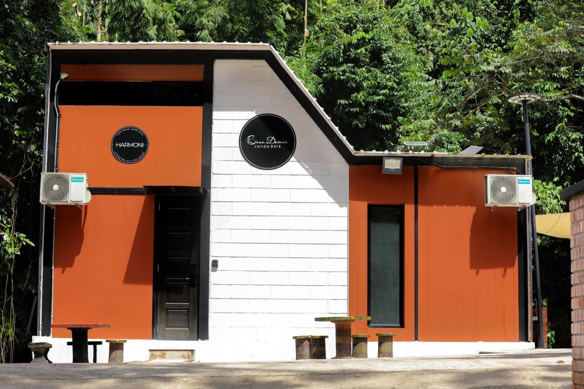 Casa Damai Janda Baik - Riverview Tiny House Bentong Ngoại thất bức ảnh