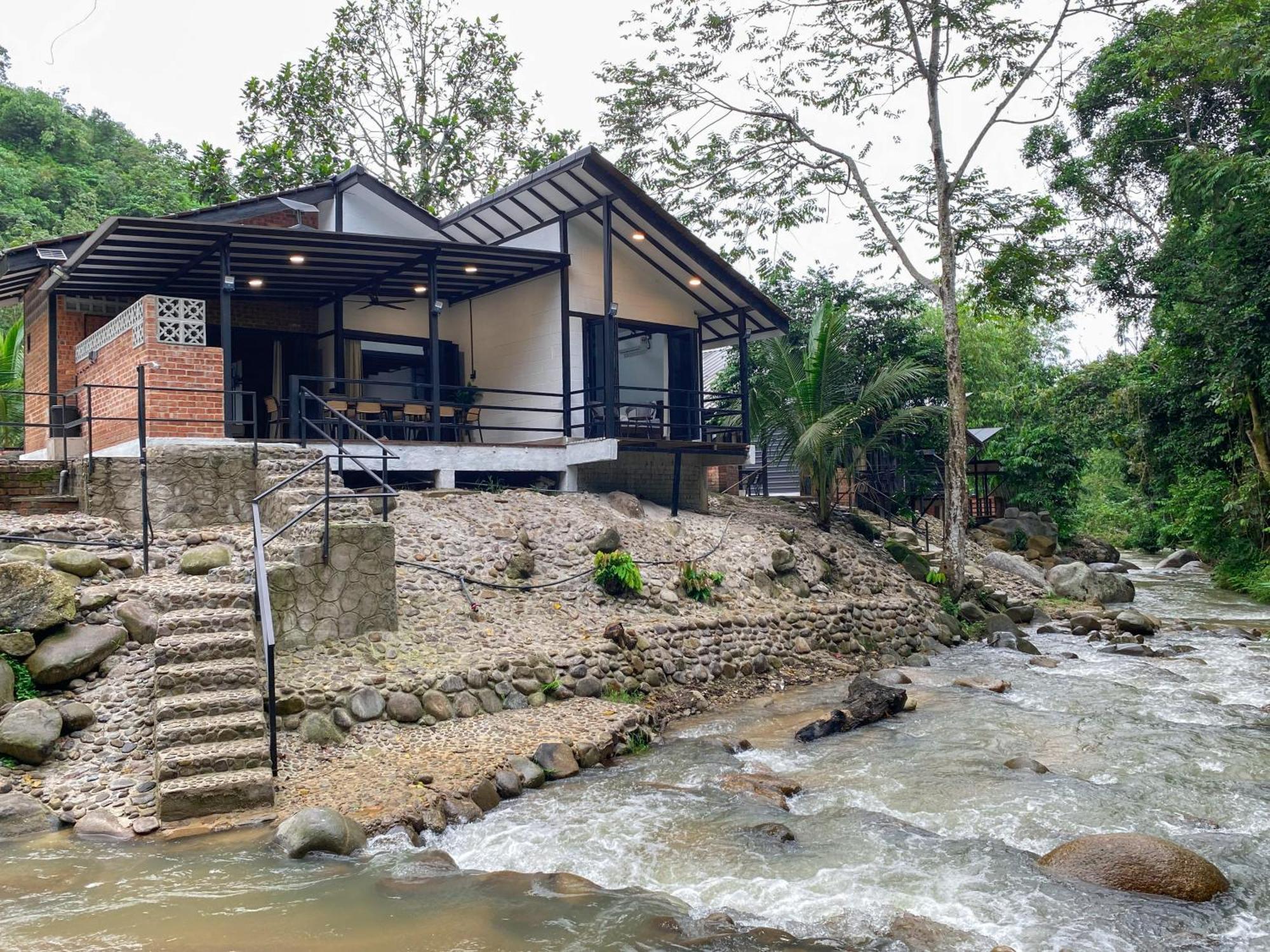 Casa Damai Janda Baik - Riverview Tiny House Bentong Ngoại thất bức ảnh
