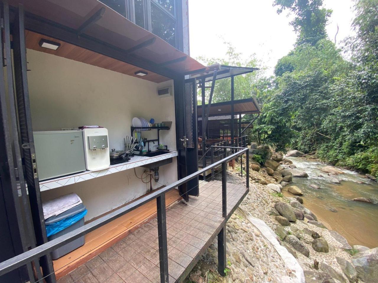 Casa Damai Janda Baik - Riverview Tiny House Bentong Ngoại thất bức ảnh